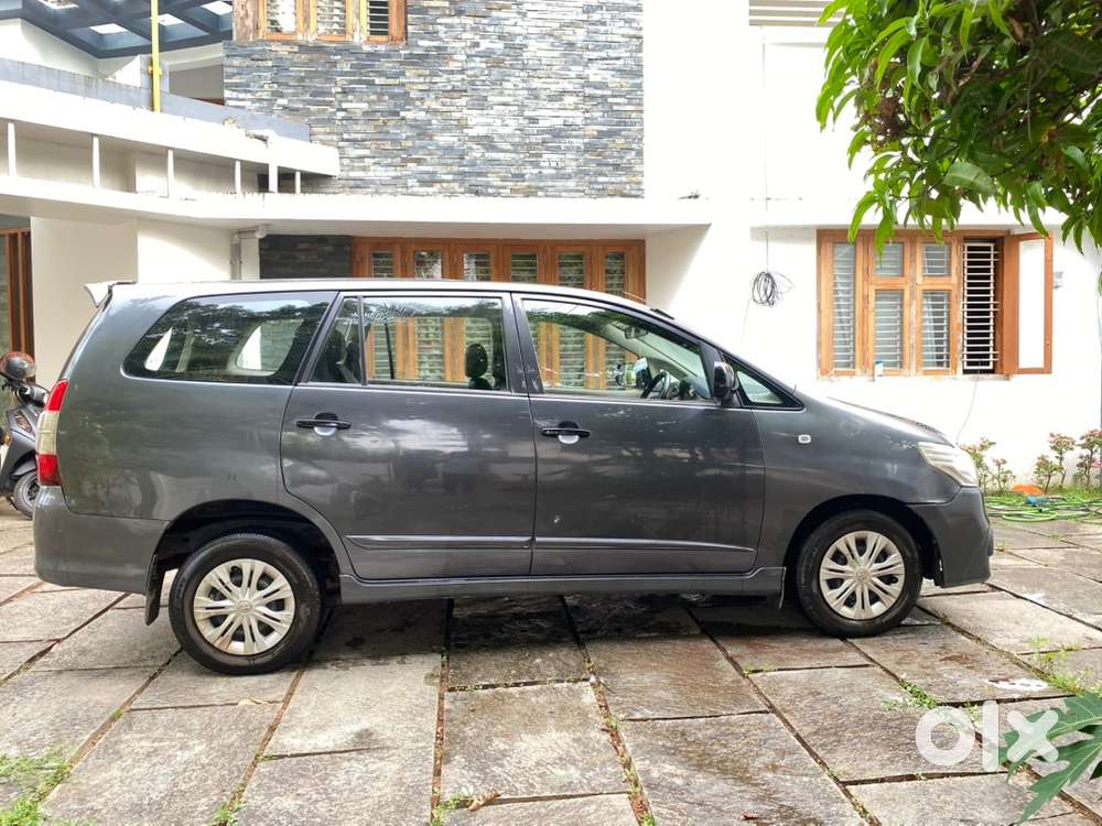 Toyota Innova Diesel 2015