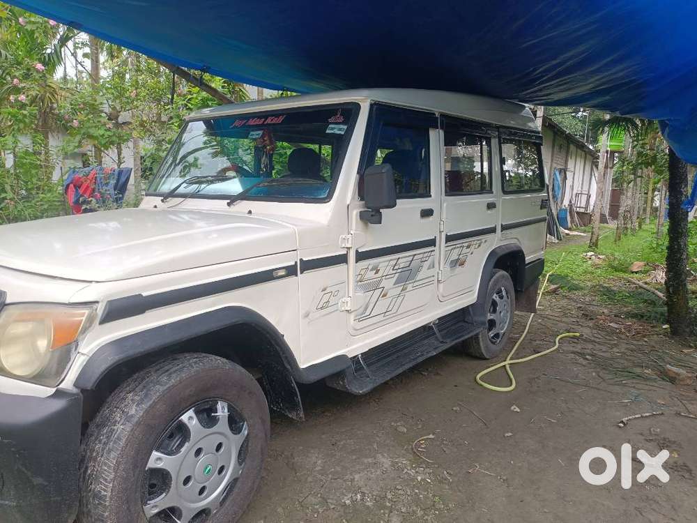 Bolero 9seater 2012-october