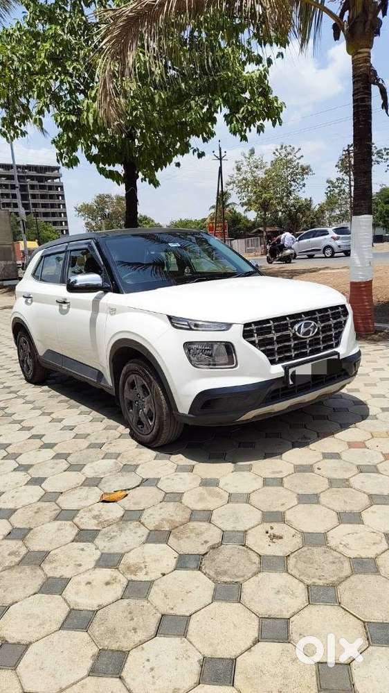 Hyundai Venue E 1.2 Petrol, 2019, Cng & Hybrids