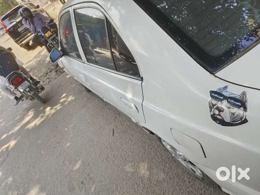 Hyundai Accent Gl 2012