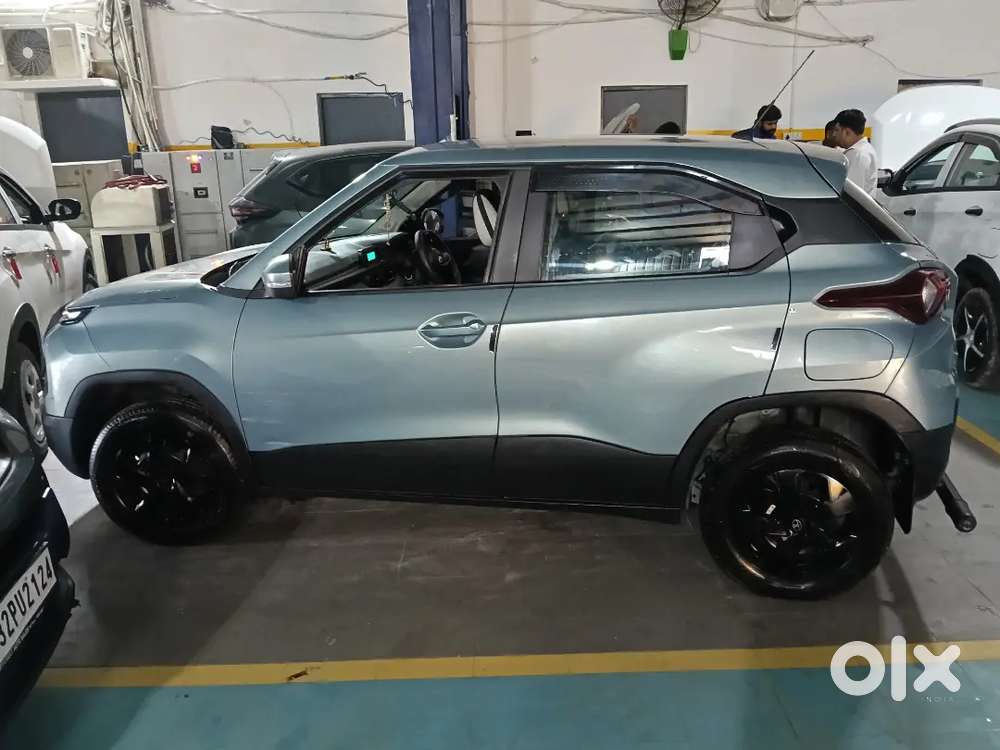 Tata Punch 1.2 Revotron 2025