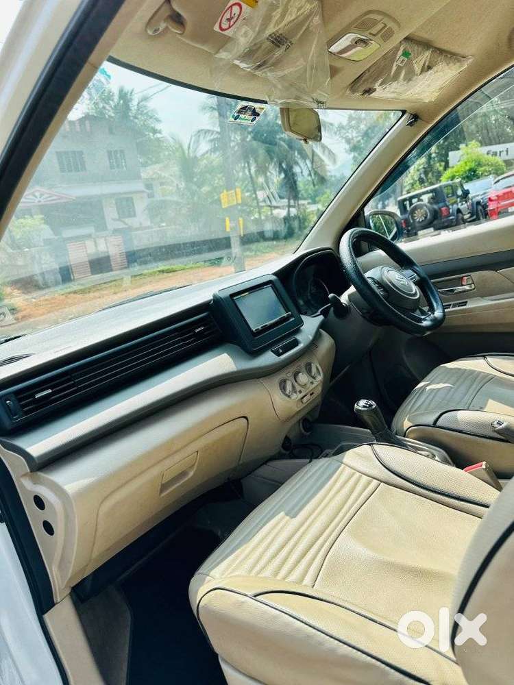 Maruti Suzuki Ertiga 2022-2023  Vxi, 2023, Petrol
