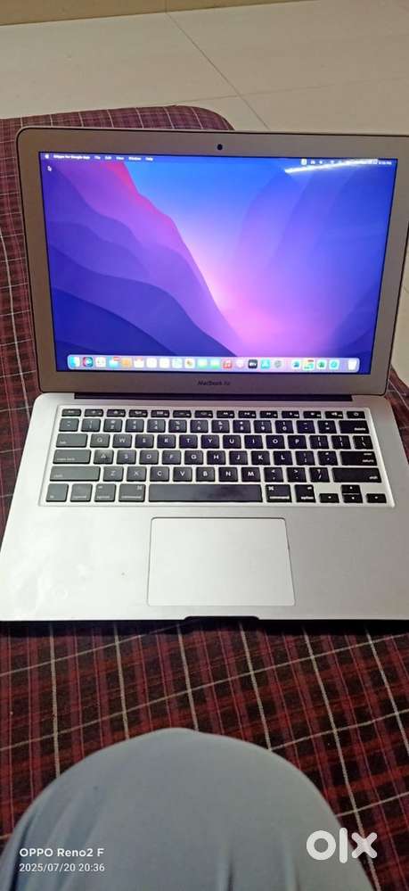 Macbook laptop