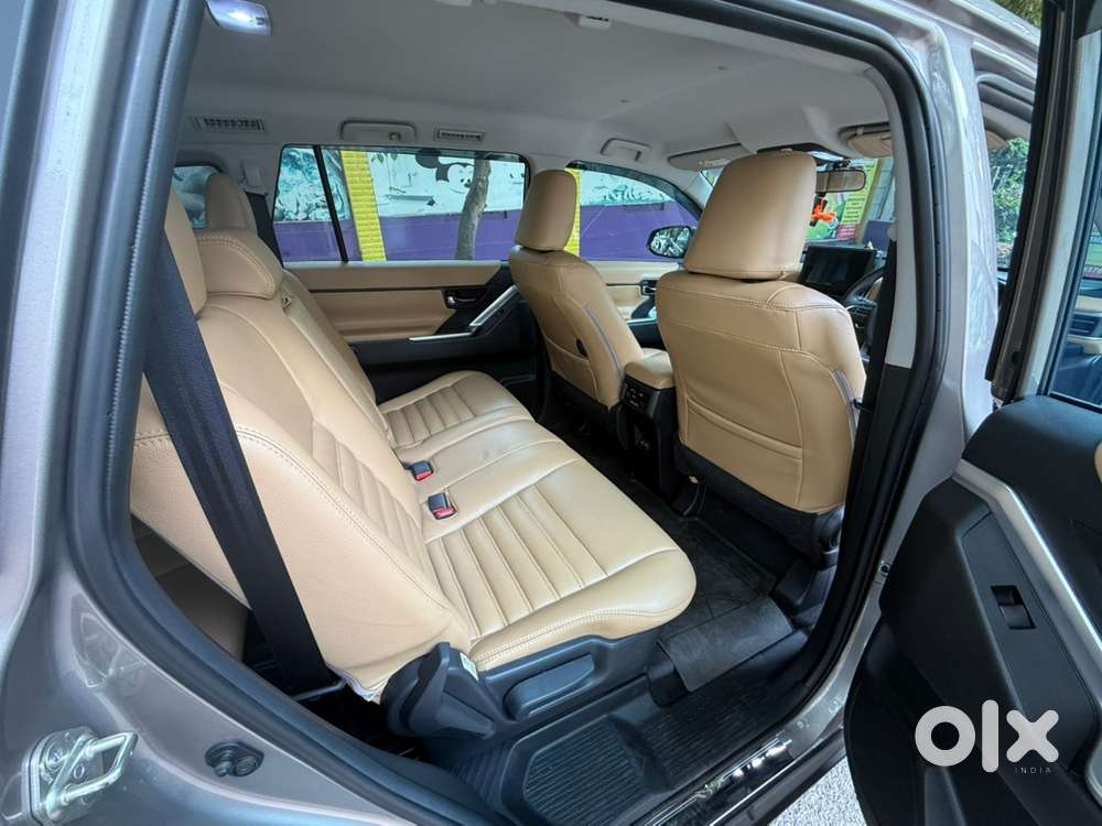 Toyota Innova Hycross 2024 Km Driven