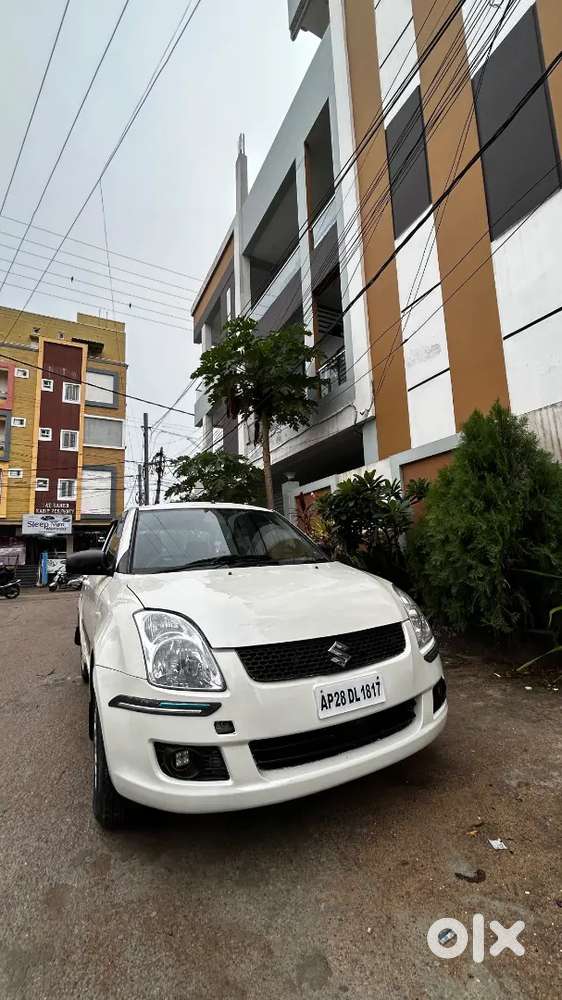 Maruti Suzuki Dzire 1.2 2011