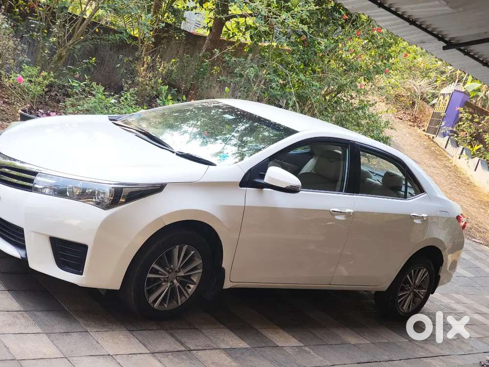 Toyota Corolla Altis 2015 Diesel Well Maintained