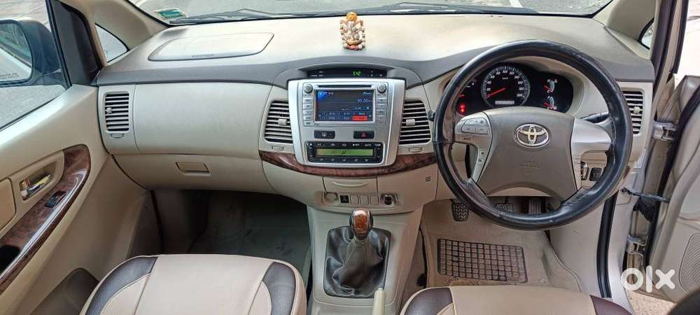 Toyota Innova 2.5 V 7 Str, 2013, Diesel