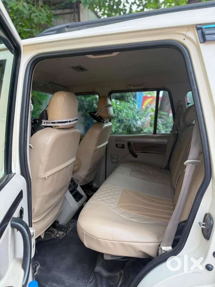Mahindra Scorpio S7 2018