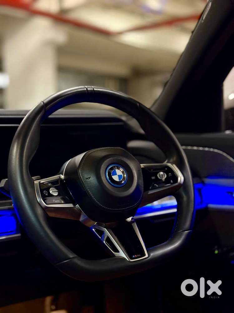 Bmw I7 Xdrive60, 2023, Electric