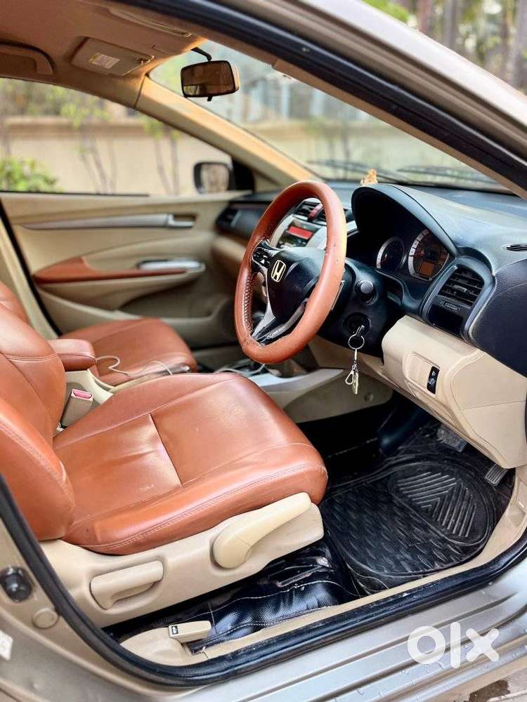 Honda City V At, 2011, Petrol