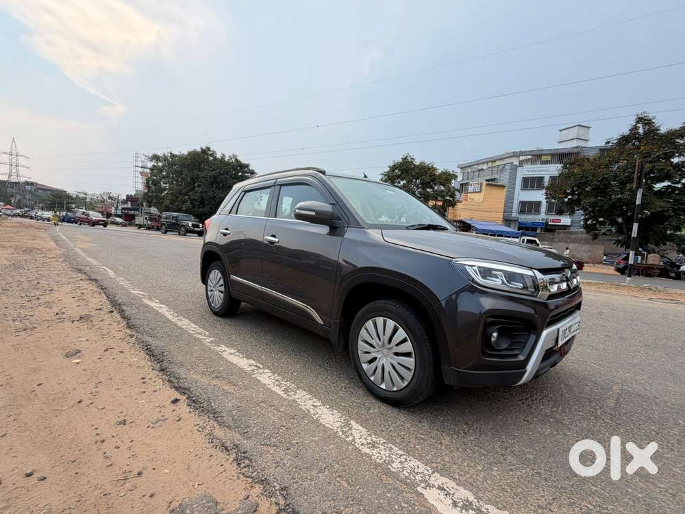 Maruti Suzuki Brezza 1.5 Vxi Smart Hybrid, 2021, Petrol