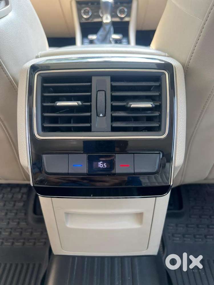 Skoda Superb 2018 Petrol 22000 Km Driven