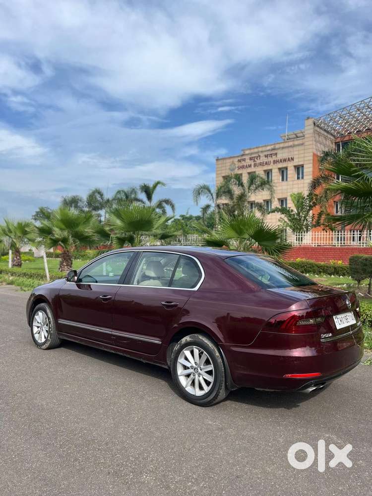 Skoda Superb 2.0 Elegance Tdi Cr At, 2015, Diesel