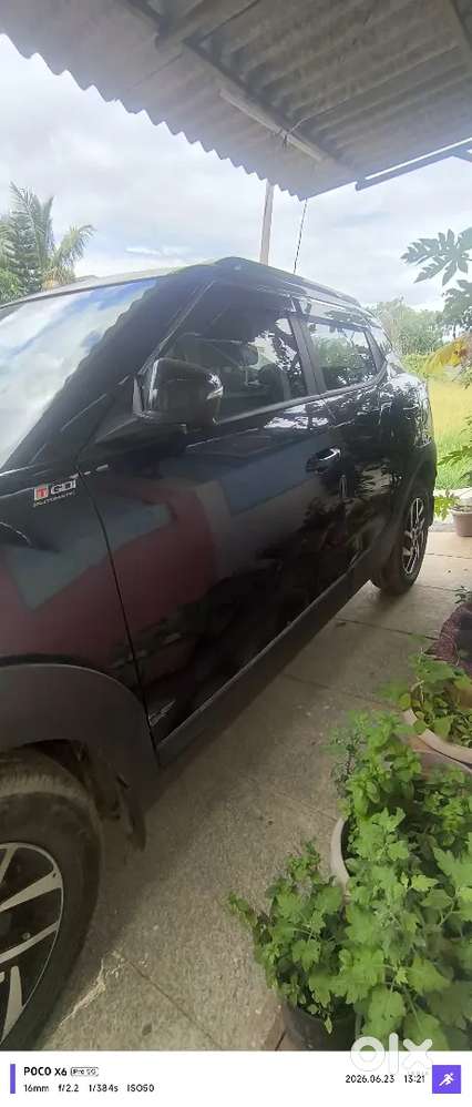 Mahindra Xuv 3xo Ax5l 2026 Petrol