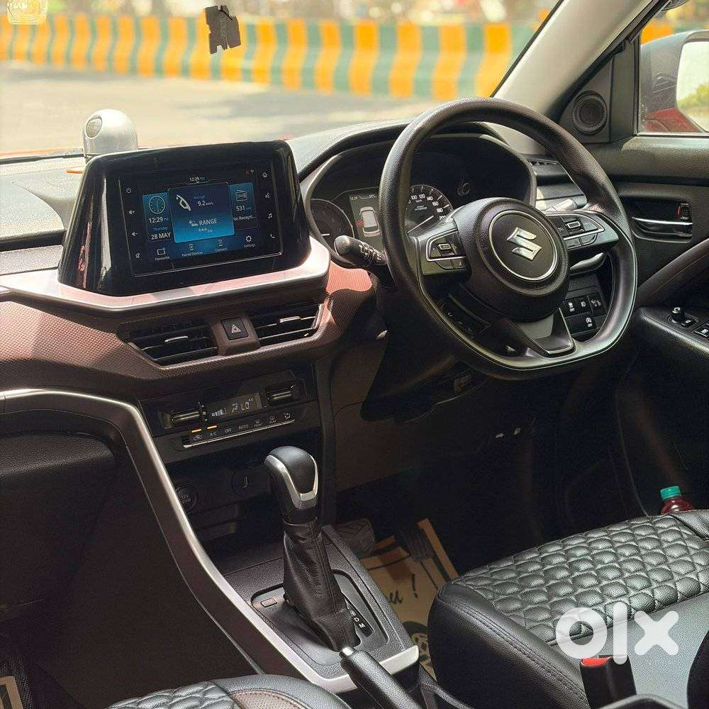 Maruti Suzuki Brezza 1.5 Zxi At Smart Hybrid Dual Tone, 2023, Petrol
