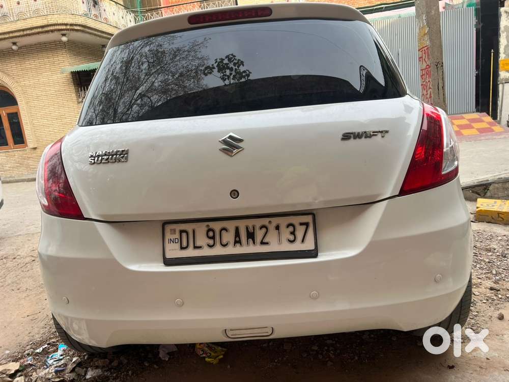 Maruti Suzuki Swift 2017 Cng & Hybrids 65000 Km Driven