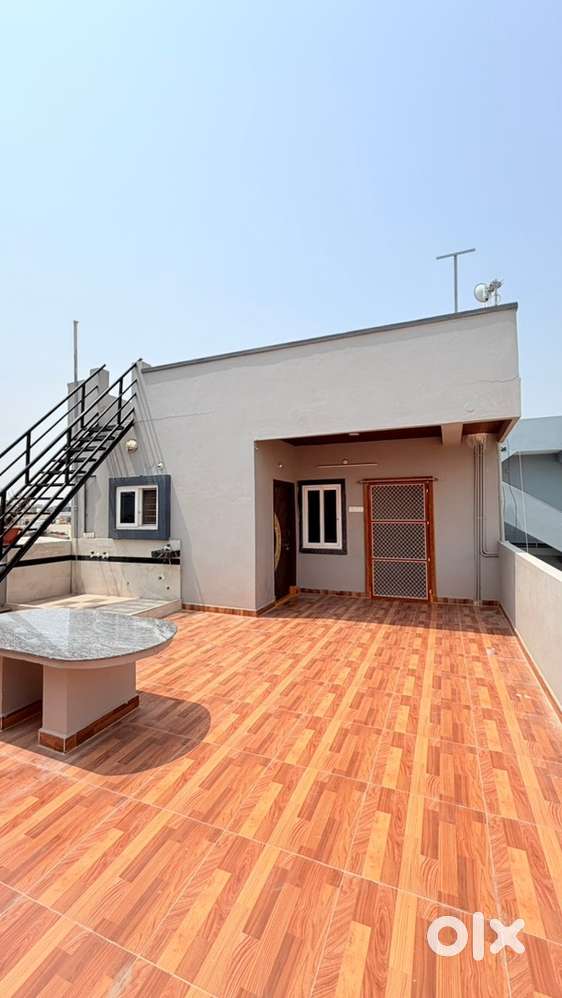 Pent house with furnished and open space - For Rent: Houses ...