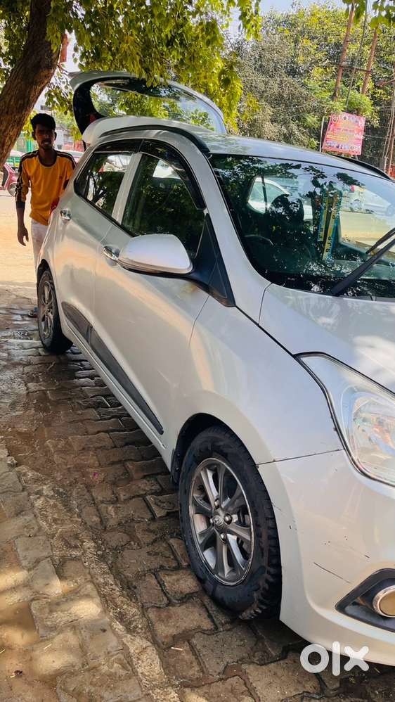 Hyundai Grand I10 Asta 2015 Car, Top Model