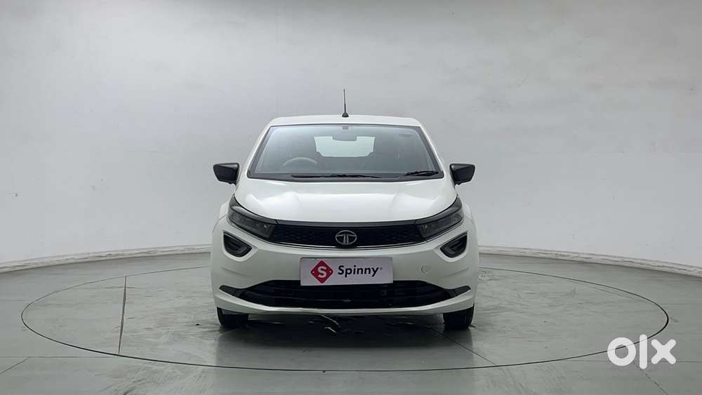 Tata Altroz 1.2 Xe, 2021, Petrol