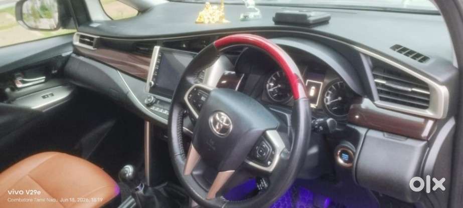 Toyota Innova Crysta 2.7 V, 2022, Petrol