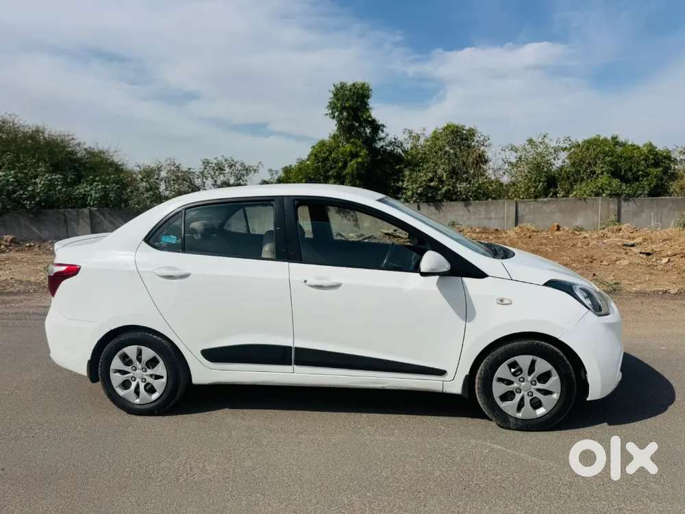 Hyundai Xcent 2020 Petrol 65000 Km Driven