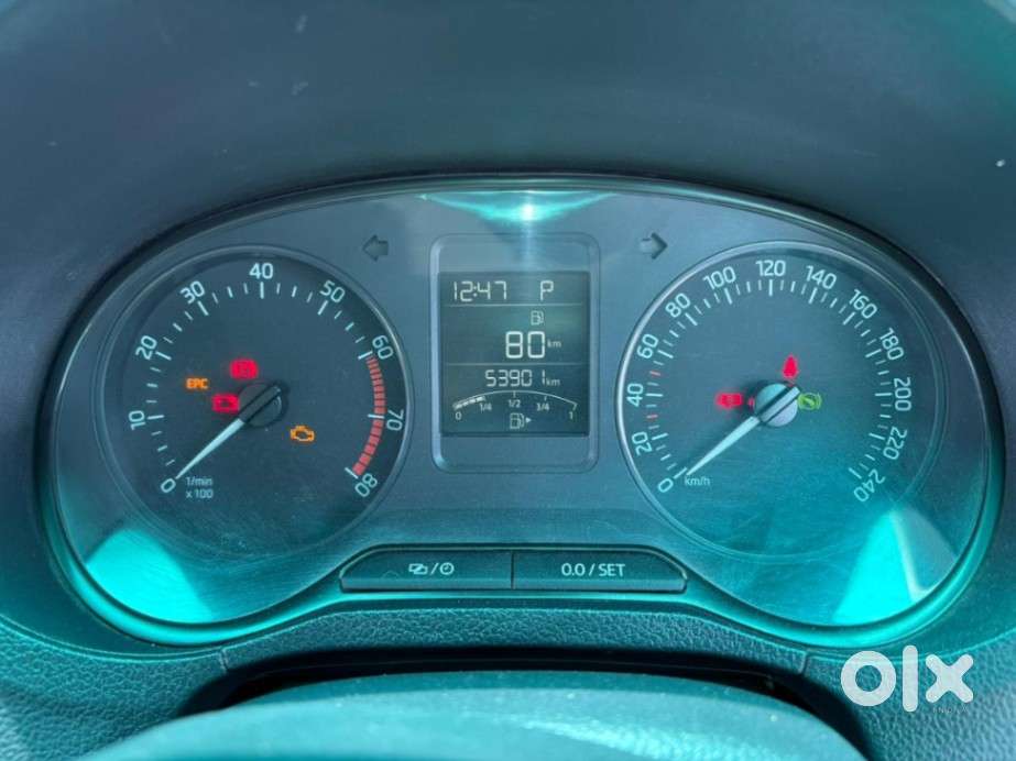 Skoda Rapid 1.0 Ambition Tsi At, 2021, Petrol