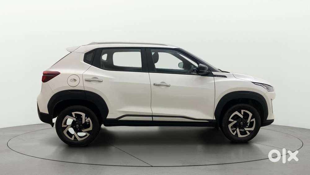 Nissan Magnite 1.0 Xv, 2023, Petrol