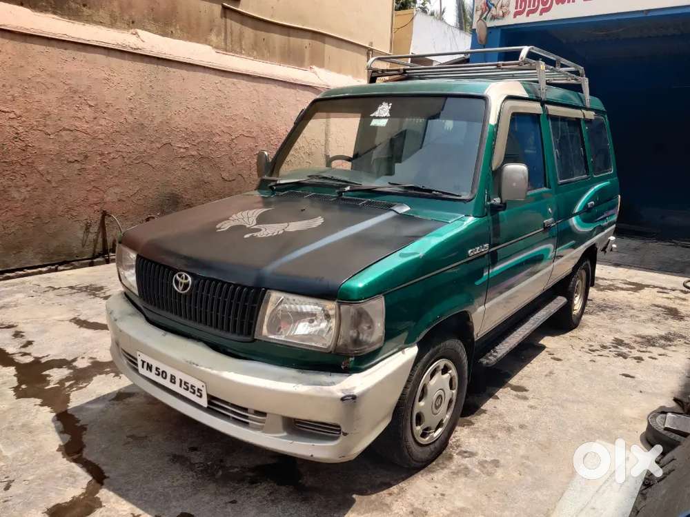 Toyota Qualis 2001