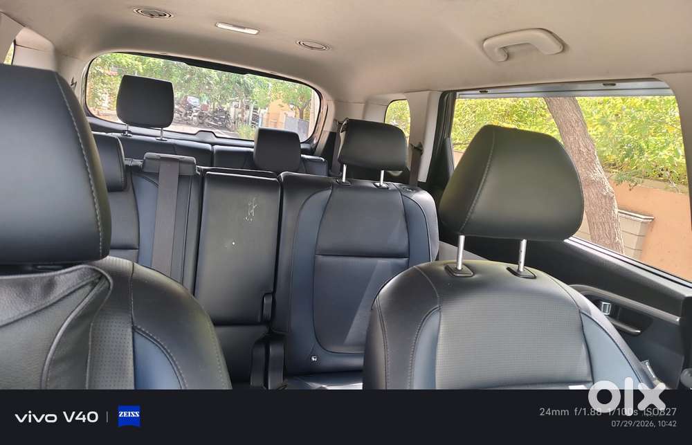 Kia Carens G 1.5 6mt Premium (o) 7-seater, 2025, Petrol