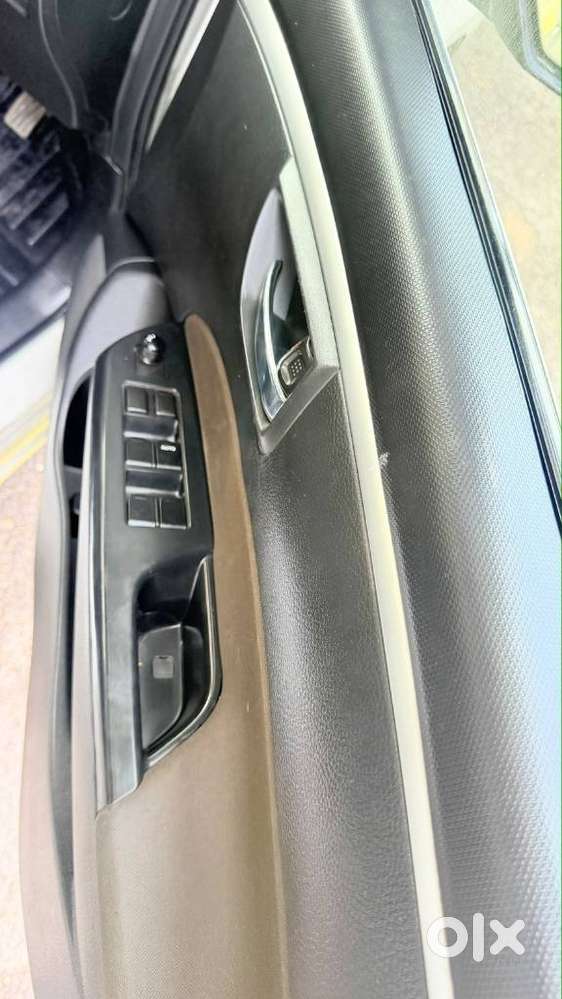 Maruti Suzuki Swift 1.2 Vxi (o), 2014, Petrol