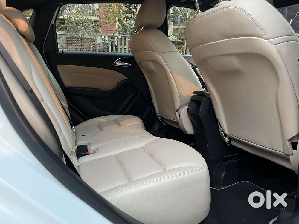 Mercedes-benz B Class 180 Sportz Petrol, 2013