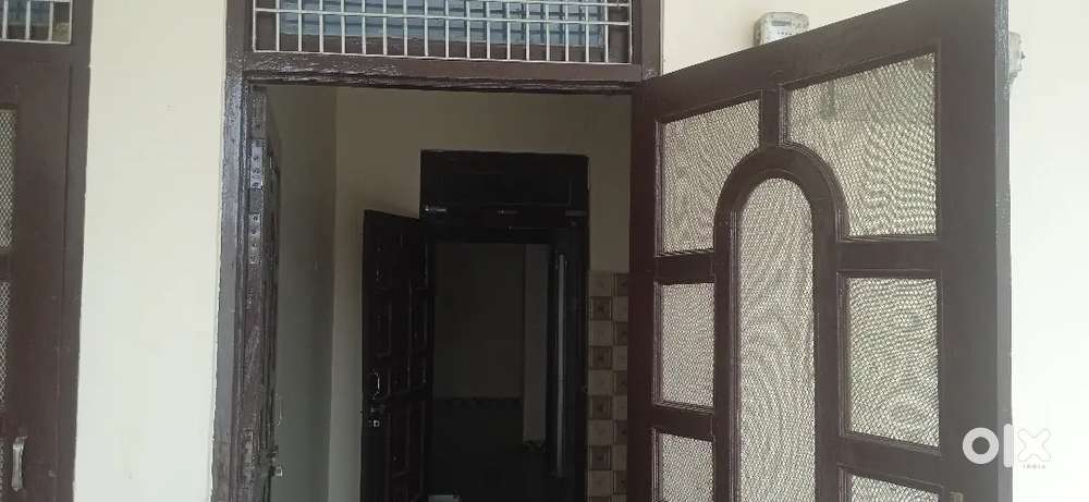 Good condition package for sale.(rent8000+ Electricity bill)