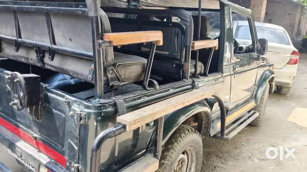 Maruti Suzuki Gypsy 2011 Manual Petrol