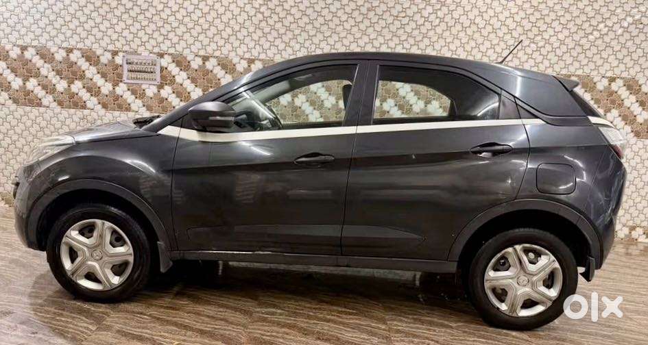 Tata Nexon 1.5 Revotorq Xm (s), 2018, Diesel