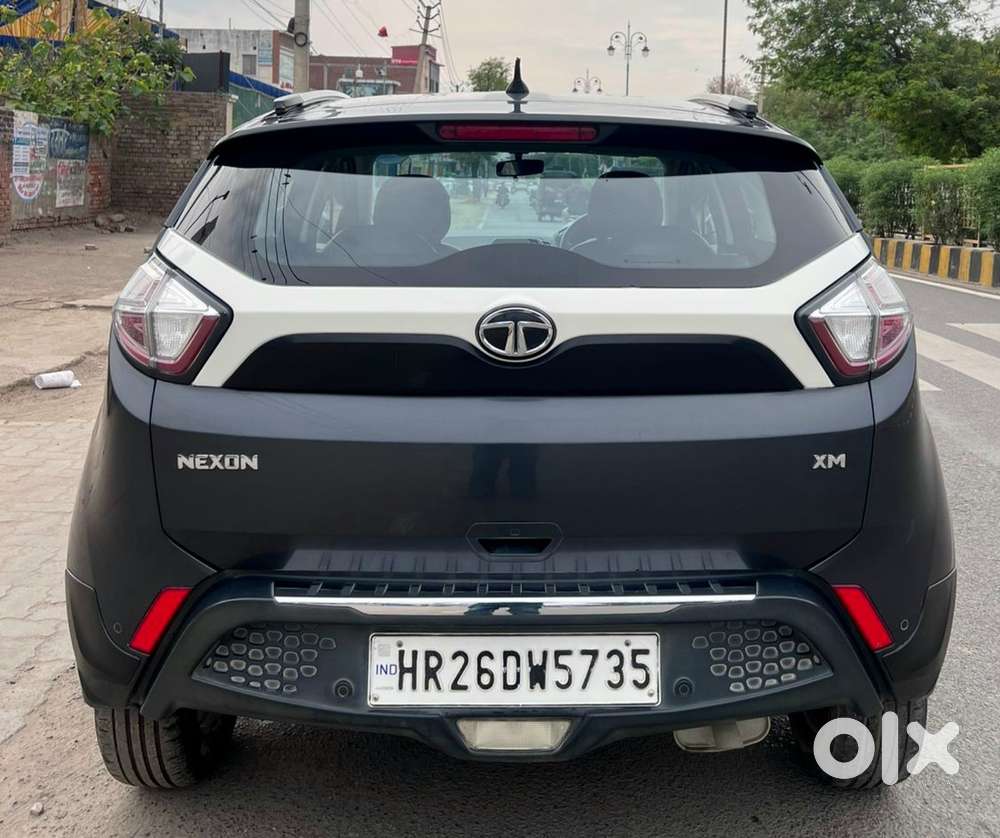 Tata Nexon 1.2 Revotron Xm (s), 2019, Petrol