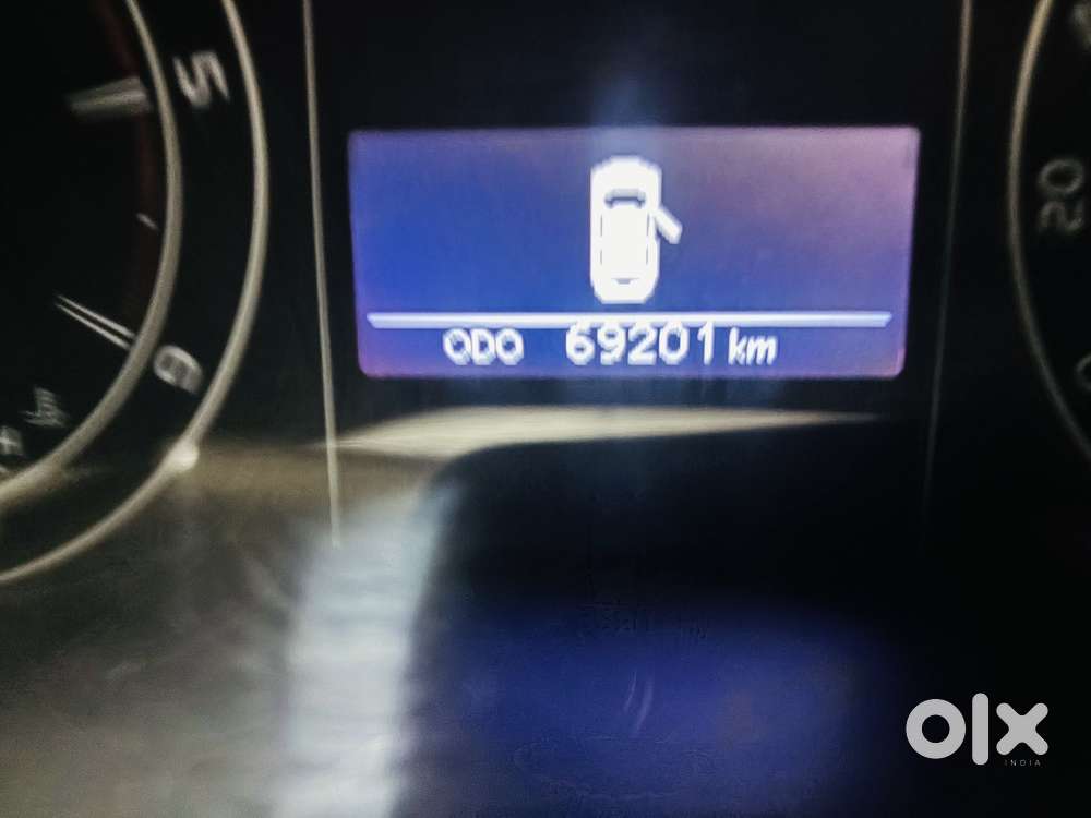 Toyota Innova Crysta 2.4 Gx Mt, 2019, Diesel