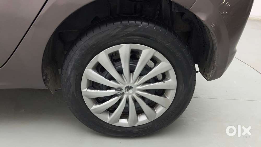 Tata Tiago 1.2 Revotron Xt, 2017, Petrol