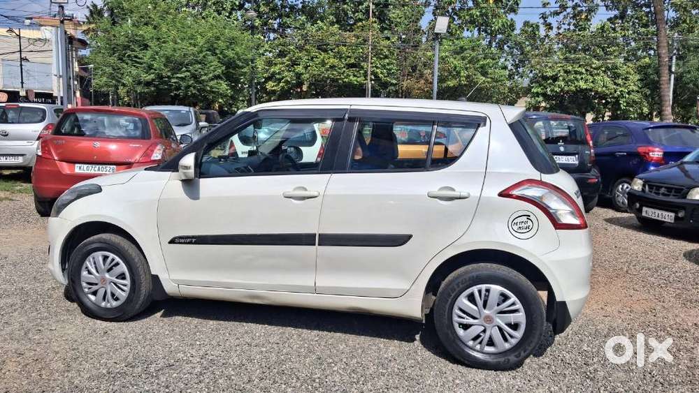 Maruti Suzuki Swift 1.2 Vxi (o), 2013, Petrol