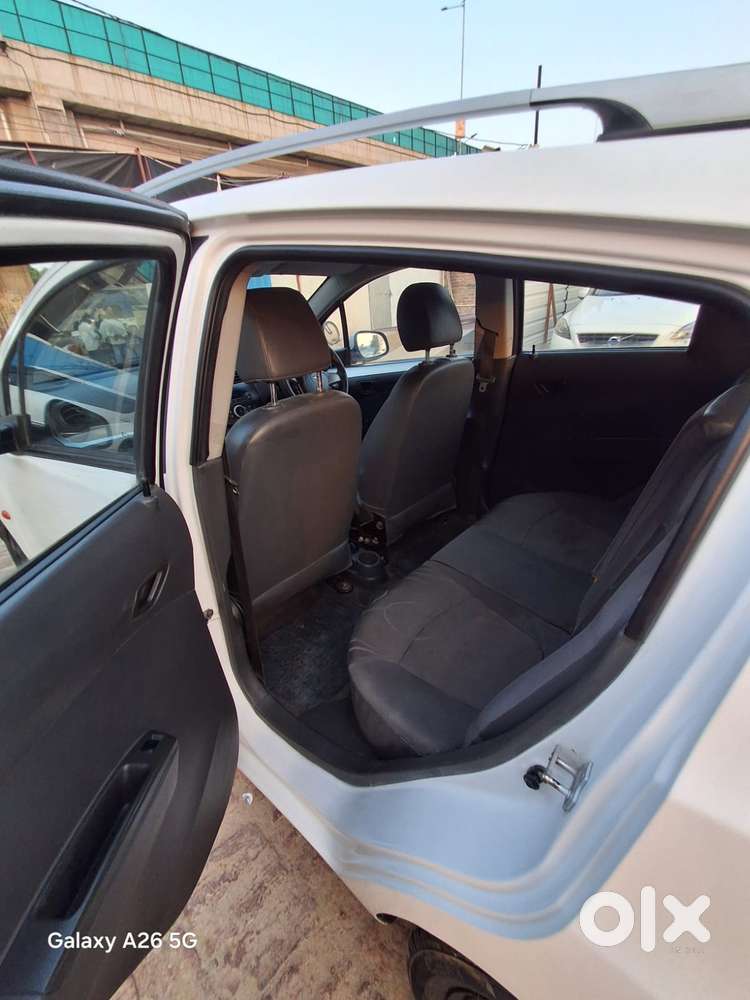 Chevrolet Beat Lt Petrol, 2016, Cng & Hybrids
