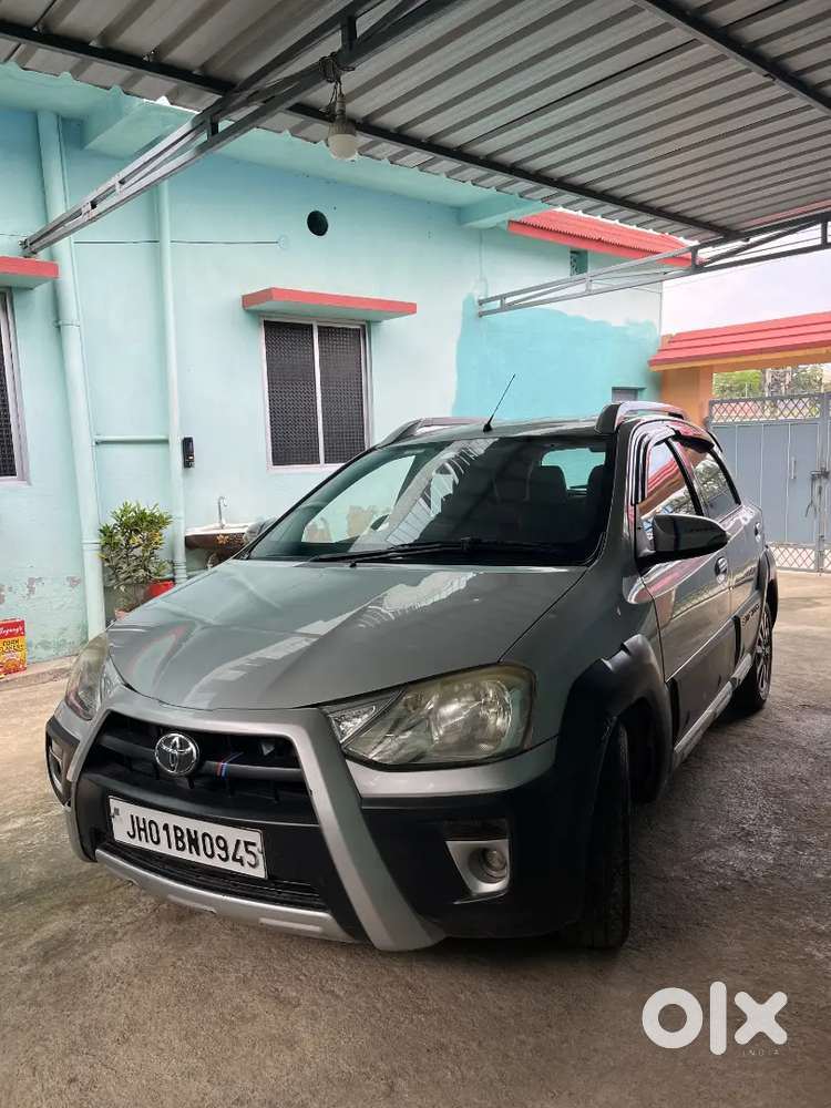 Toyota Etios Cross