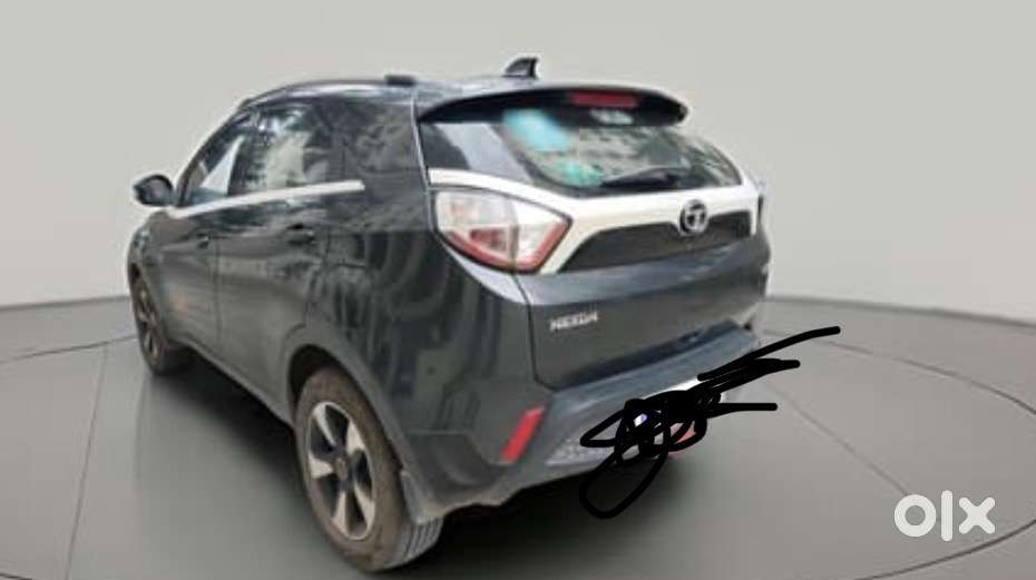 Tata Nexon Petrol Manual 2018
