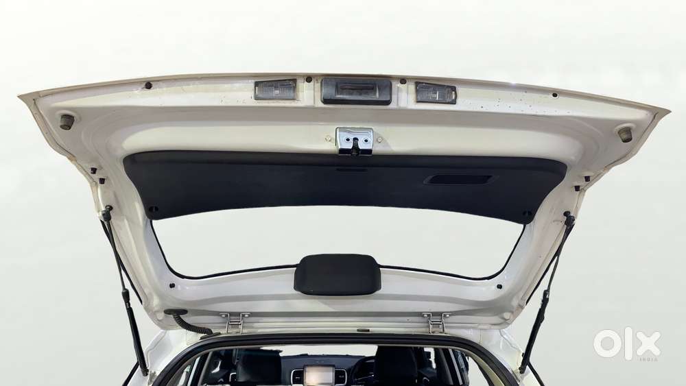 Hyundai Venue Sx(o) 1.0 Turbo Dct Knight Edition, 2023, Petrol