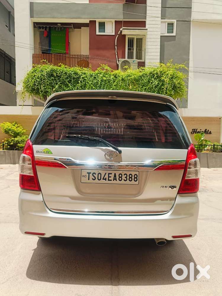 Toyota Innova 2.5 Z Diesel 7 Seater Bs Iv, 2014, Diesel