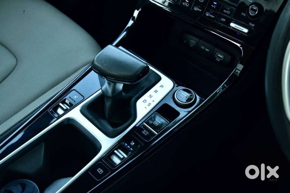 Hyundai Creta 1.5 Sx (o) Ivt Petrol, 2024, Petrol