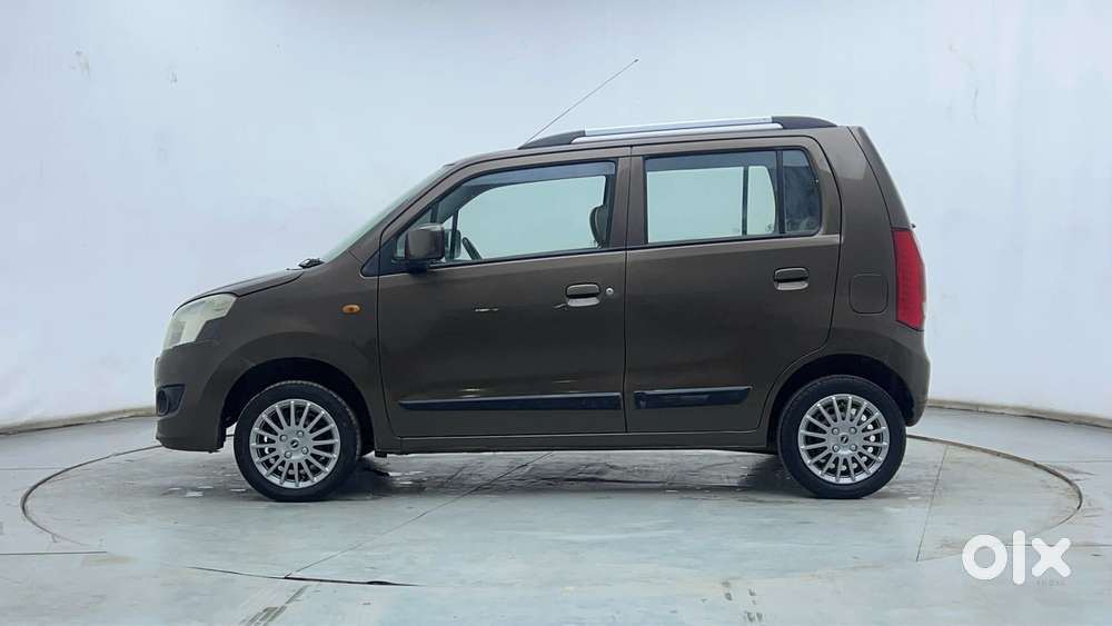 Maruti Suzuki Wagon R 1.0 Vxi Amt, 2017, Petrol