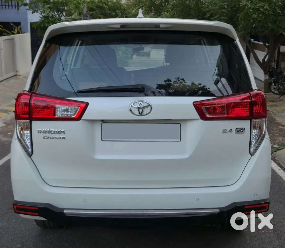 Toyota Innova Crysta 2021