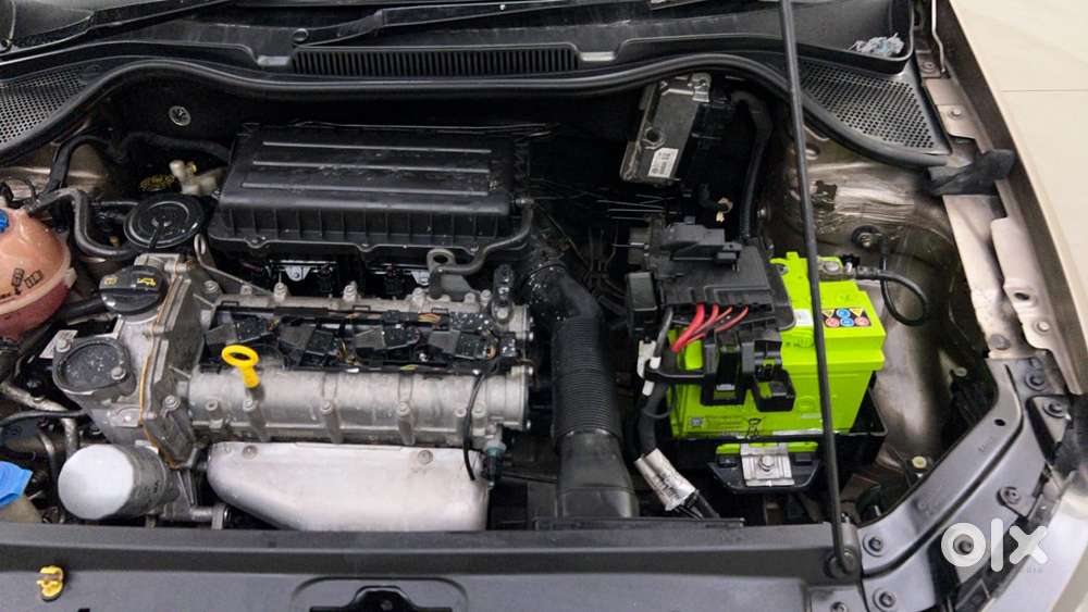 Volkswagen Vento 1.6 Highline, 2016, Petrol