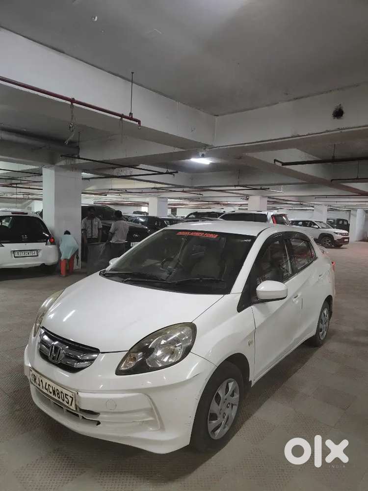 Honda Amaze Smt Diesel  Single Owner  Tafeta White