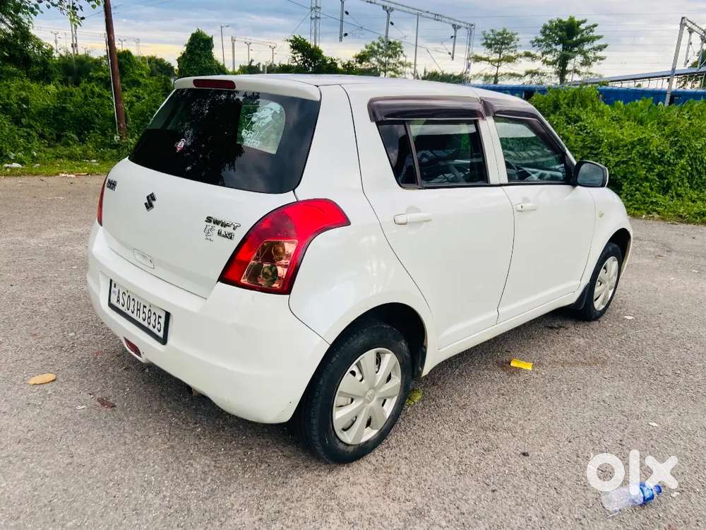 Maruti Suzuki Swift 2011 Tax Upto 2031