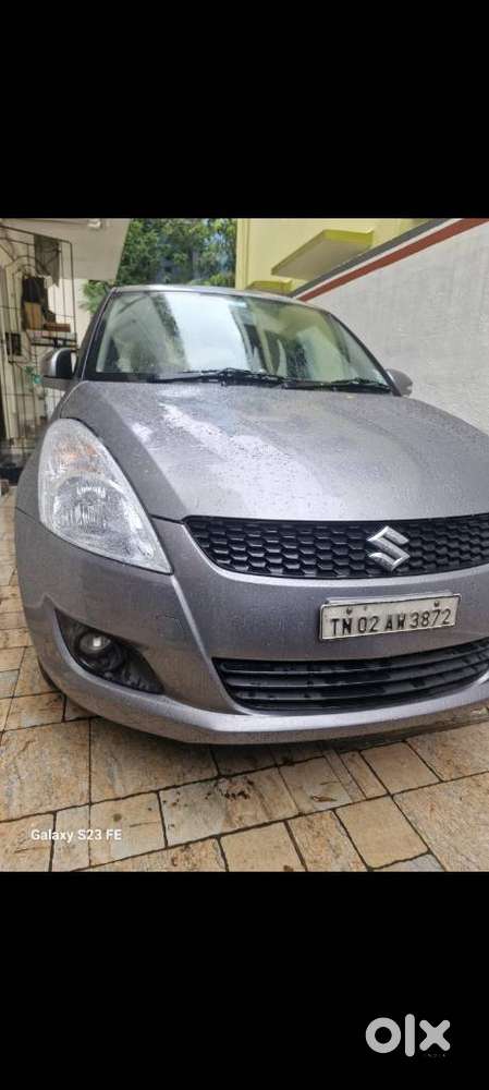 Maruti Suzuki Swift Vxi 1.2 Abs Bs-iv, 2013, Petrol